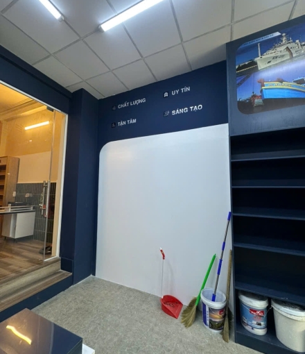 Hoàn thiện cửa hàng Tỉnh lộ 10