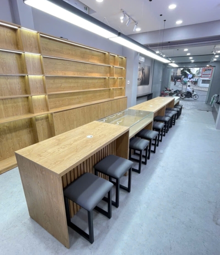 Hoàn thành shop điện thoại quận Tân Phú