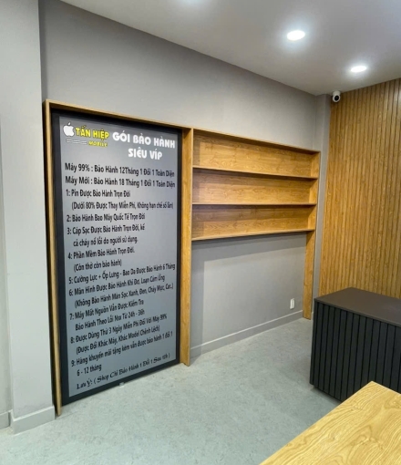 Hoàn thành shop điện thoại quận Tân Phú