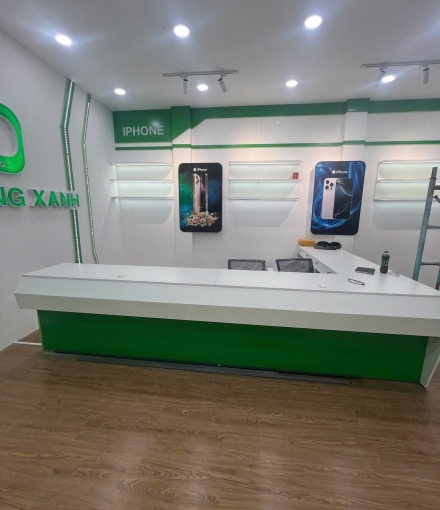 Thi công hoàn  thiện shop Di ĐỘNG XANH  ở Đồng Nai 