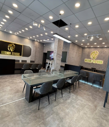 Hoàn thiện shop điện thoại Tam Nông -Đồng Tháp diện tích 120m2