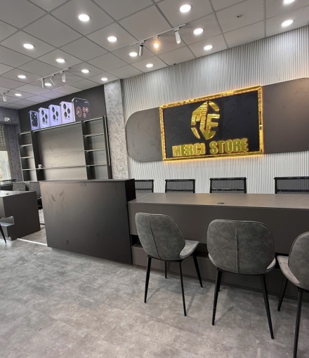 Hoàn thiện shop điện thoại Tam Nông -Đồng Tháp diện tích 120m2