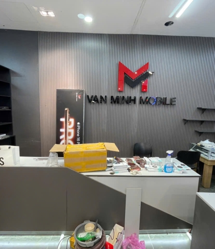 Thi công Hoàn thiện shop điện thoại quận 12 